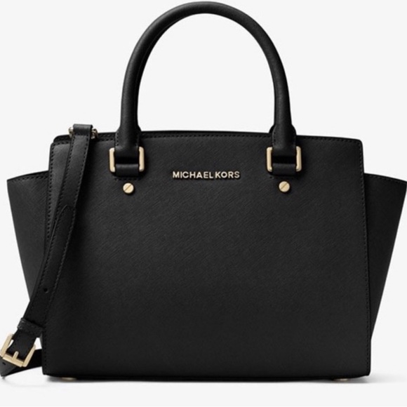 MICHAEL Michael Kors Handbags - MICHAEL Michael Kors Black Saffiano Leather Selma Crossbody Bag